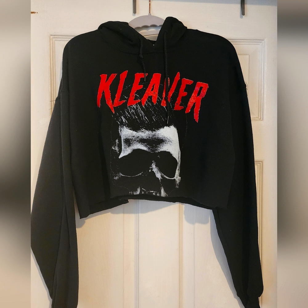 Kleaver Cropped Hoodie